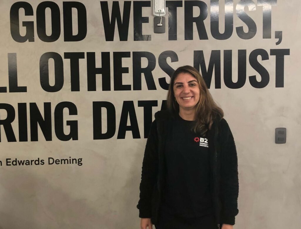 Livia, Especialista em Marketing Têxtil